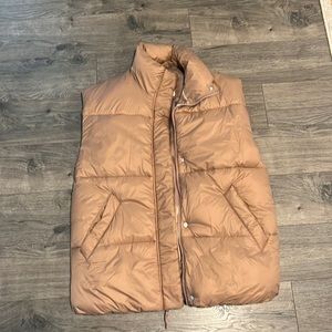 Abercrombie puffer vest- over sized